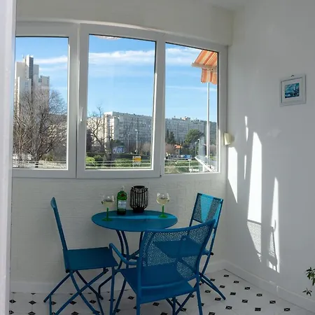 Blue Mile Apartamento